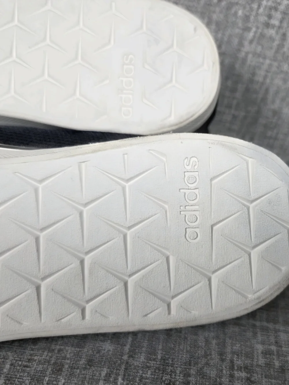 Adidas New True Chill Men’s 8 Sneakers Grey Black DA9852 Ortholite Float